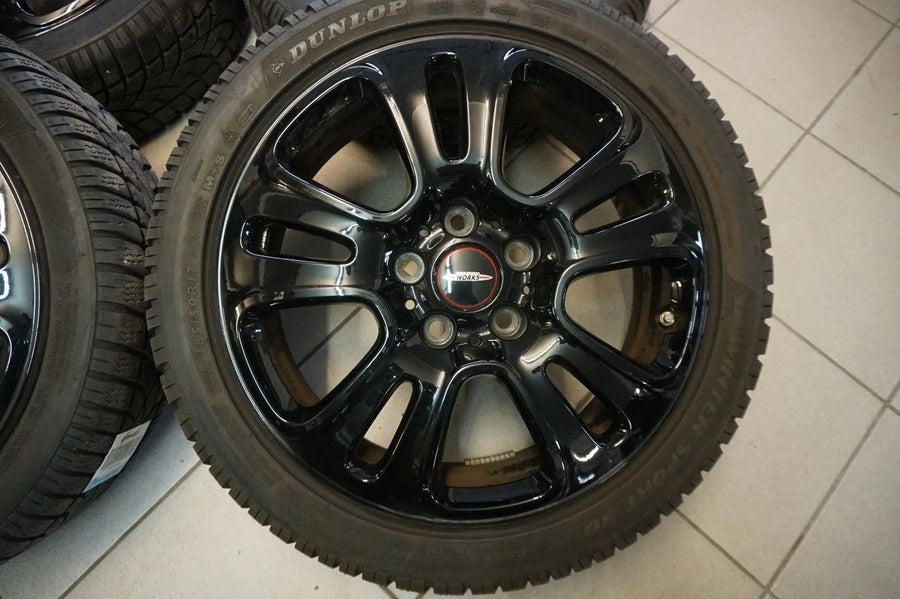 Originální hliníková kola Mini Cooper one F55 F56 F57 17 palců se zimními koly a zimními pneumatikami