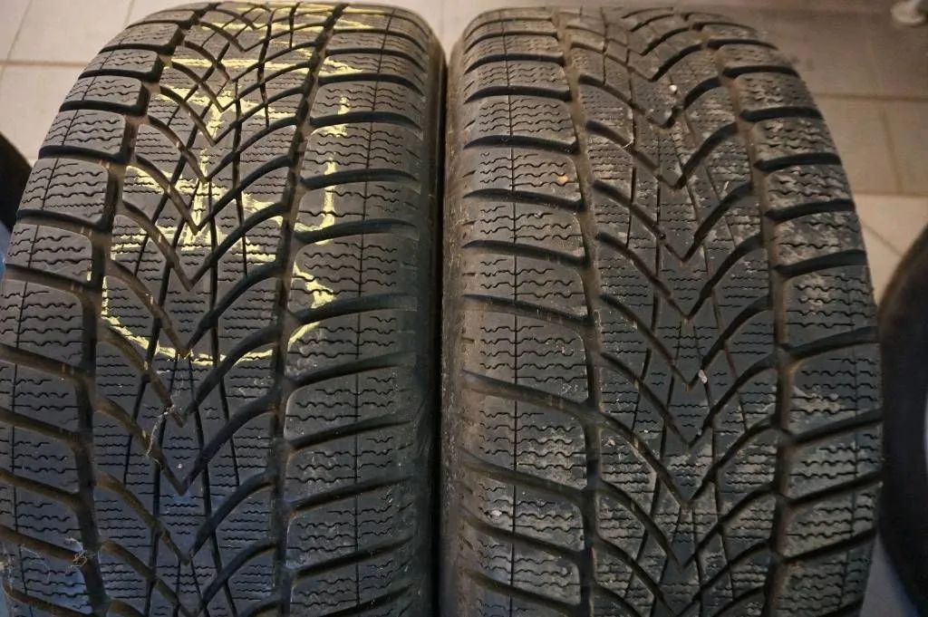 Roues d'hiver d'origine Mercedes Classe C W205 S205 Pneus d'hiver 225 50 R17 6mm RFT Detailansicht 9
