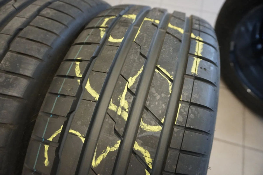Jantes alliage d'origine Mercedes Classe S W223 V223 AMG pneus été 255 45 R19 7mm