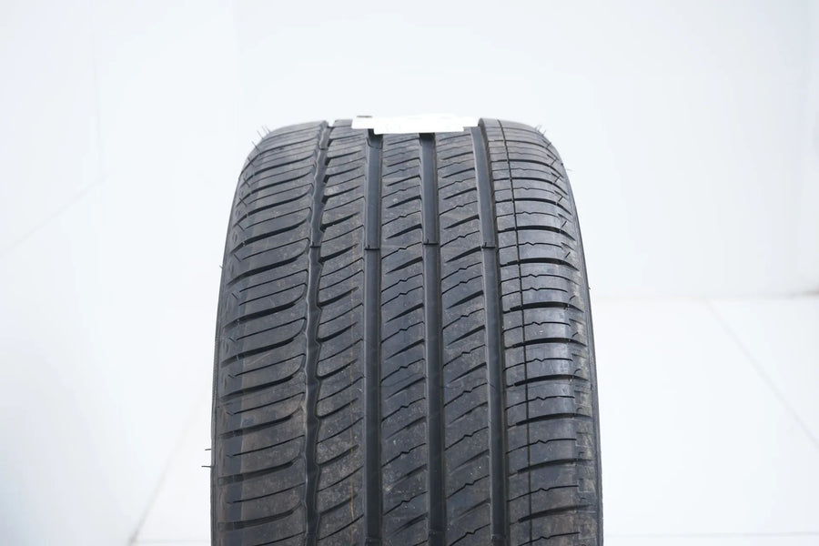 1x Allwetterreifen 255 35 18 Zoll ca.7 mm Michelin DOT15 MO