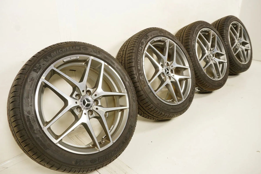 Mercedes GLA Klasse X156 Allwetterräder mit neuen Allwetterreifen 235 45 19 Zoll