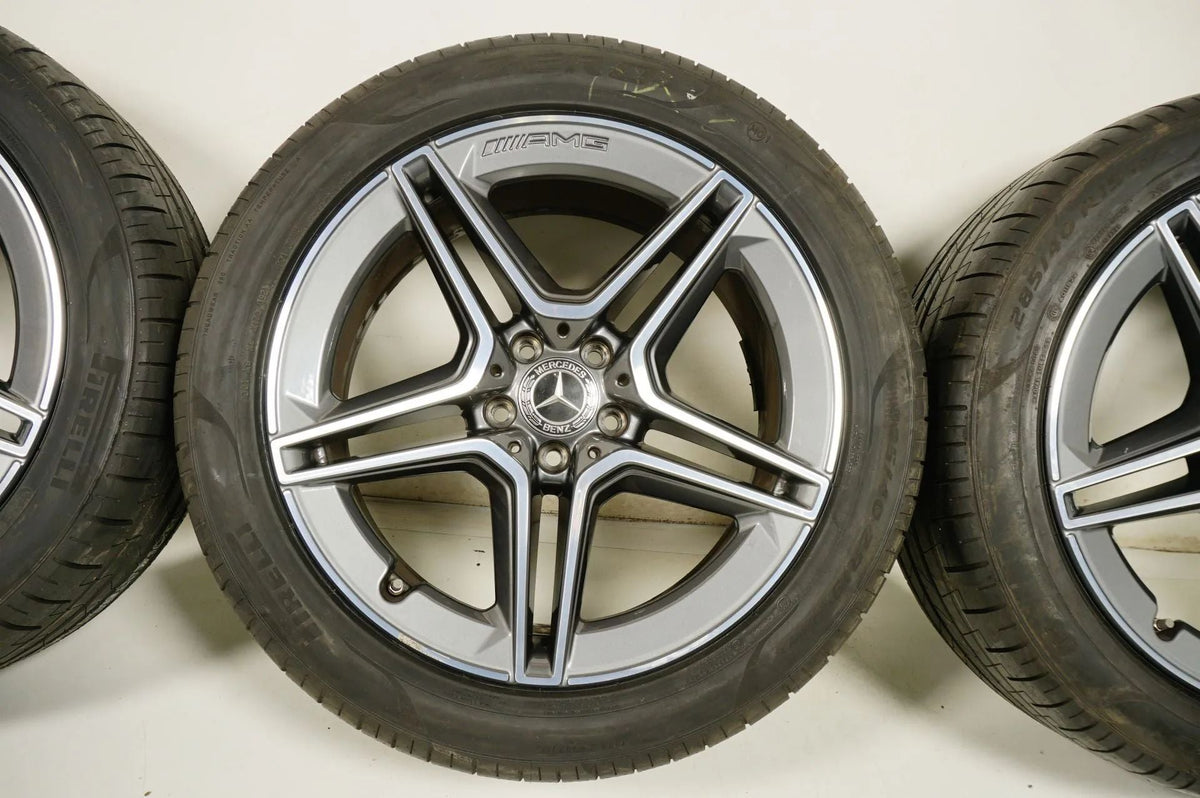 Mercedes S-Klasse W223 V223 AMG Alufelgen mit neuen Winterreifen 255 45 285 40 R19 Detailansicht 6
