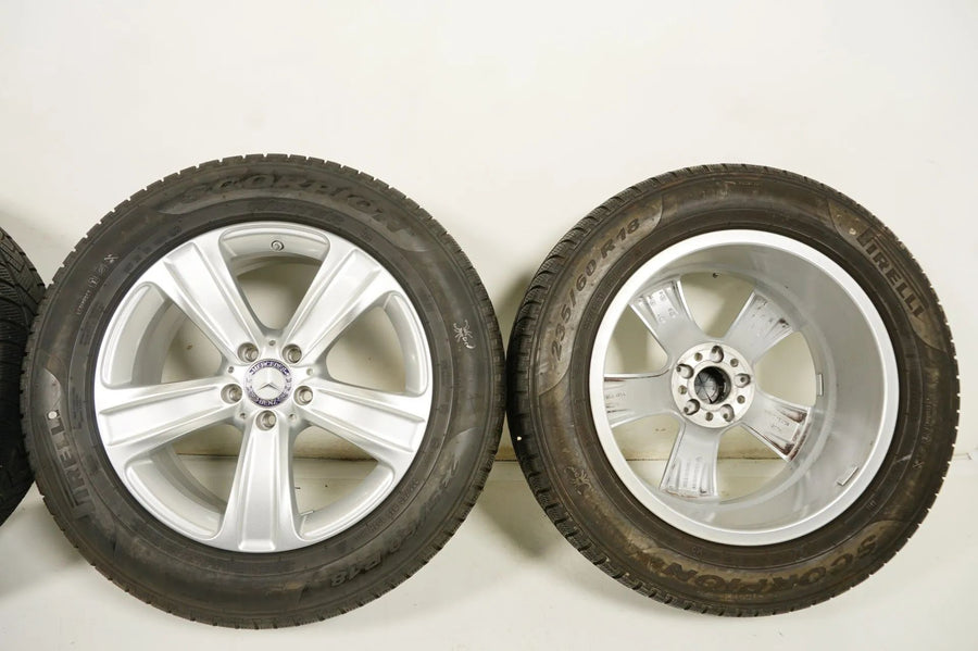 Mercedes GLC W253 X253 zimní pneumatiky zimní kola 235 60 18 palců
