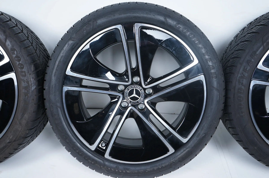 Pneus/jantes hiver 245/40/19 pouces pour Mercedes Classe CLE W236