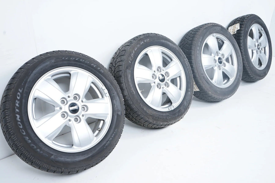 Originální MINI F55 zimní kola zimní pneumatiky 175 65 15 palců