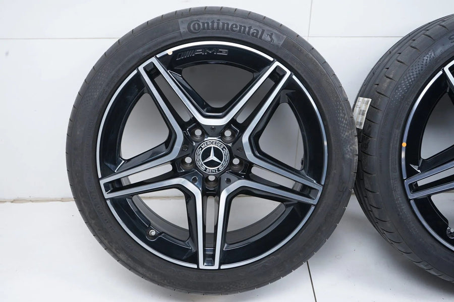 Mercedes A35 AMG W177 zomerbanden zomerwielen 235 40 18 inch