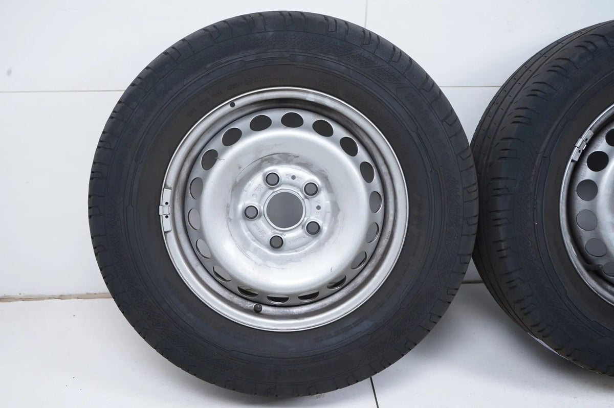 VW Volkswagen Crafter rims summer tires 235 65 16C inch Detailansicht 3
