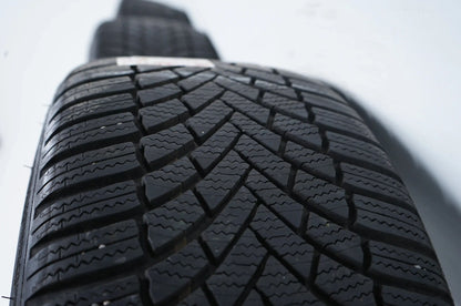 Audi A3 8Y Winterreifen Winterräder 225 40 18 Zoll 8Y0601025j