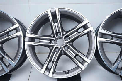 4 x Originální hliníkové disky BMW řady 1 a 2 F44 F40 18 palců 556M 8053524