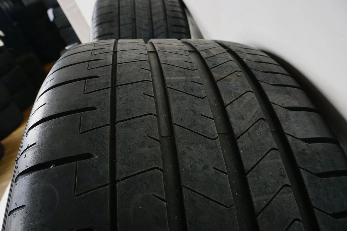 BMW 8 Series M8 F91 F92 F93 Summer Tires Summer Wheels 19 Inch M812 Detailansicht 11