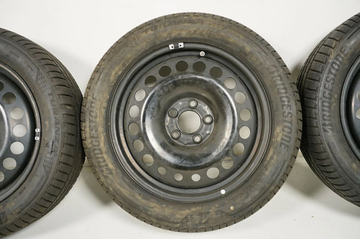 Mercedes A B Klasse W177 W247 Winterräder mit neuen Winterreifen 205 55 17 Zoll