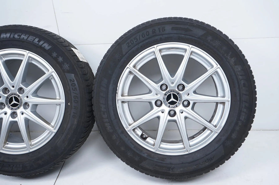 Mercedes A B Klasse W177 W247 Winterräder Winterreifen 16 Zoll