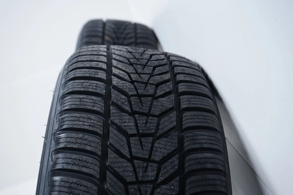 NEW BMW 5 Series G60 G61 Winter Tires Winter Wheels 225 55 18 inch Detailansicht 11