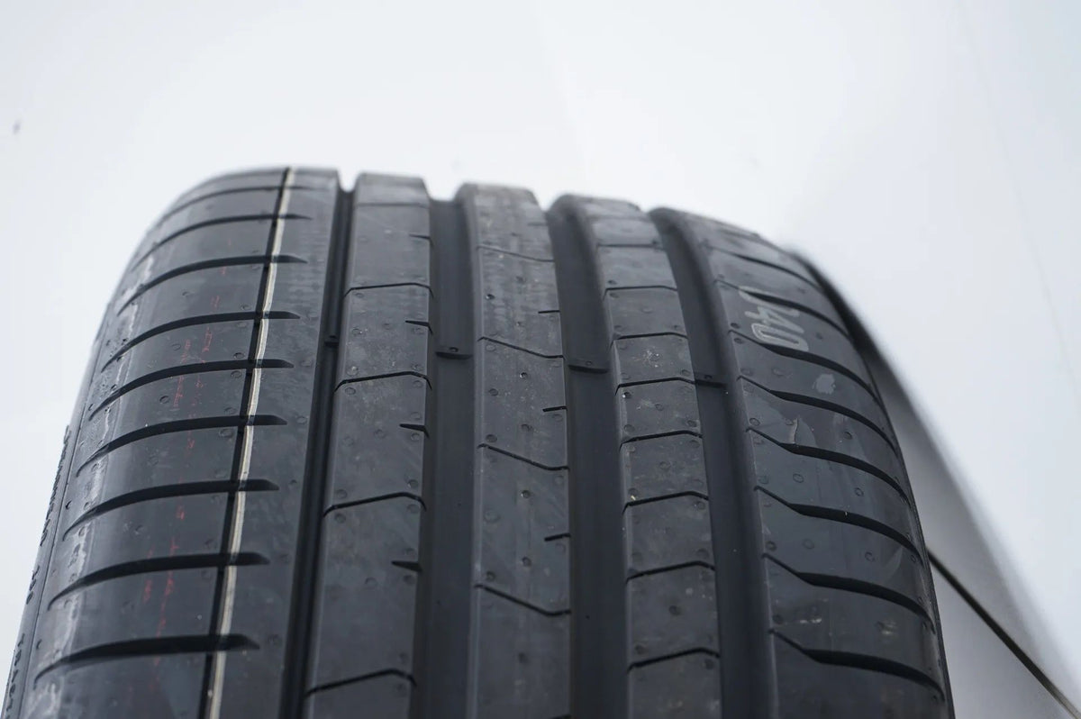 NEW Mercedes E-Class W213 Summer Wheels Summer Tires 19 Inch Detailansicht 12