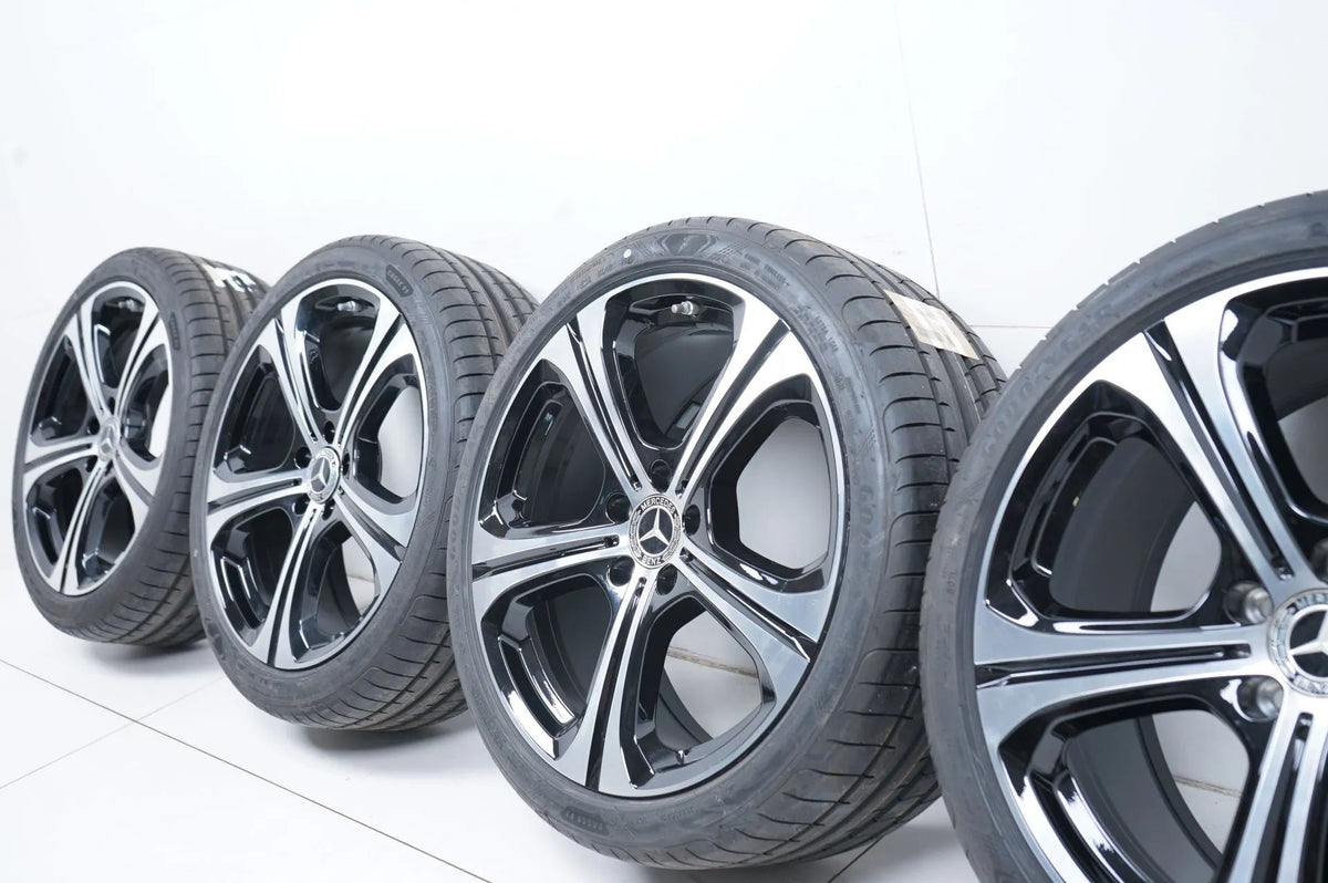 Original Mercedes C-Class W206 S206 Summer Tires 19 Inch Alloy Wheels LIKE NEW Detail view 8
