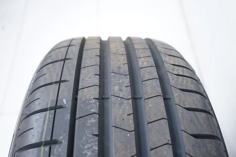 2 x WieNeu Sommerreifen 235 50 20 Zoll Pirelli DOT23 J