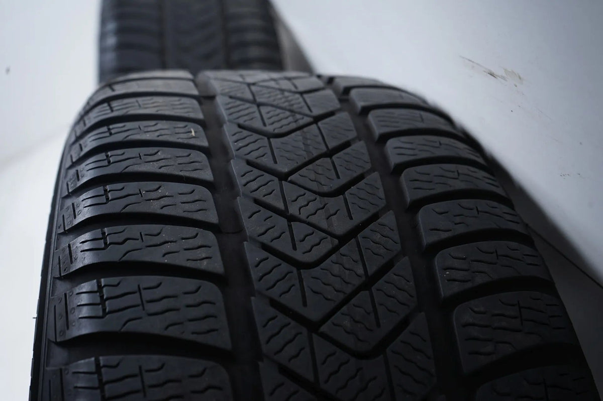 Mercedes C-Class W206 winter tires/wheels 225/45/18 inch Detailansicht 9