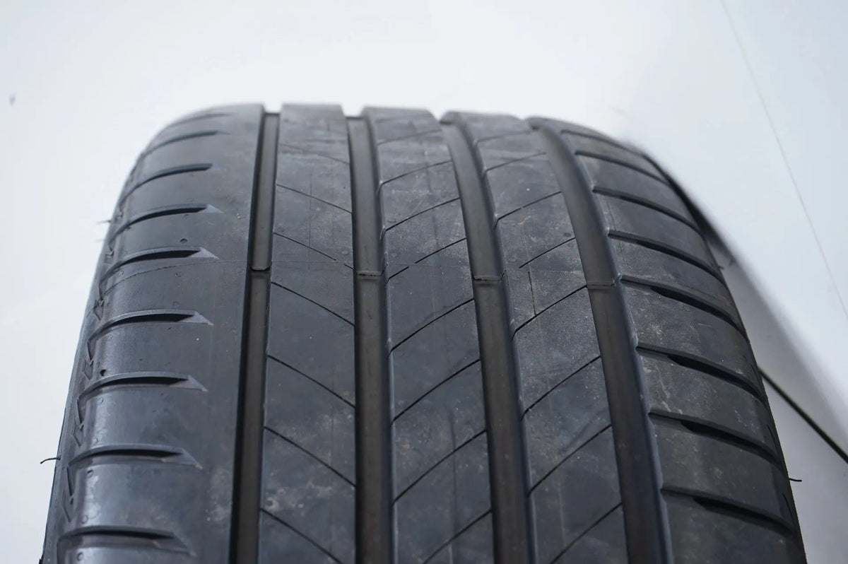NOVÁ letní kola Mercedes třídy S W223 V223 255 45 19 palců Detailní zobrazení 11