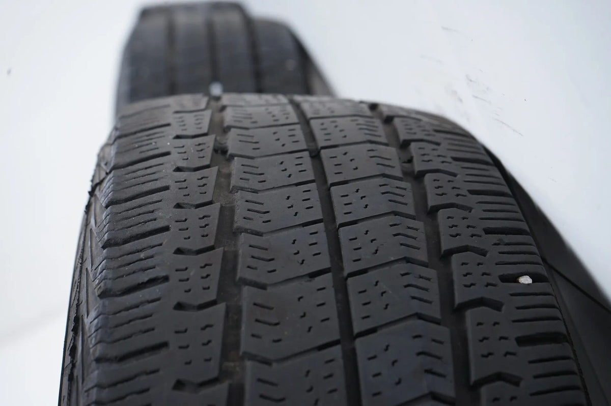 VW Transporter T5 T6 winter wheels winter tires 205 65 16 inch 7H0601027D Detailansicht 10