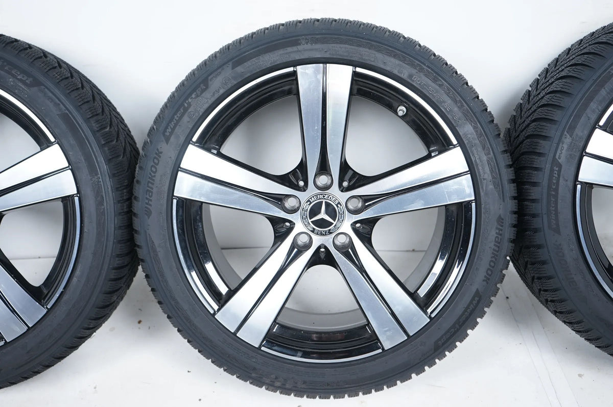 Comme neuf Mercedes Classe C W206 roues hiver NEUF pneus hiver 18 pouces A2064014700 Vue détaillée 5