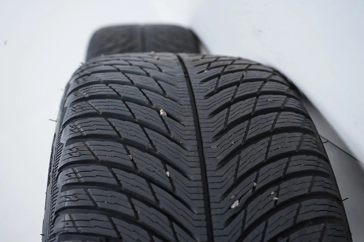 Mercedes E-Class E43 E53 W213 Winter Tires Winter Wheels 19 Inch Detailansicht 15