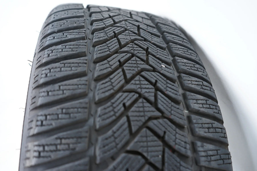 Audi A3 8Y Winterreifen Winterräder 225 40 18 Zoll 8Y0601025j