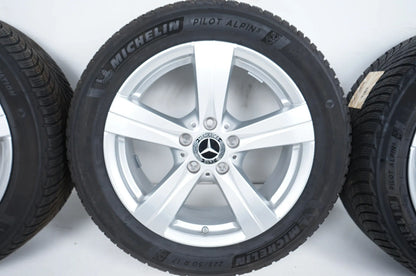 Mercedes C-Klasse hybrid W206 vinterdæk vinterhjul 17 tommer