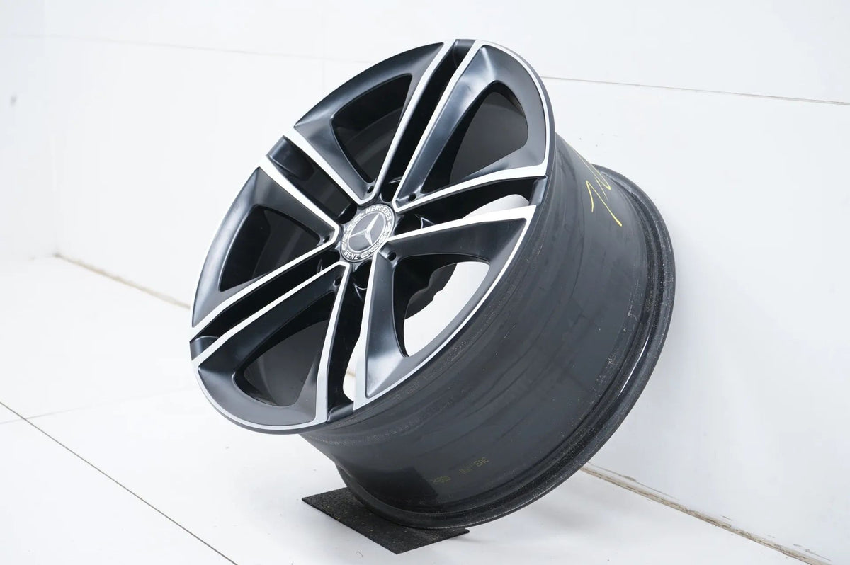 1 x Hliníkový disk Mercedes CLS W257 18 palců A2574010200 9J ET33 Detailní zobrazení 3