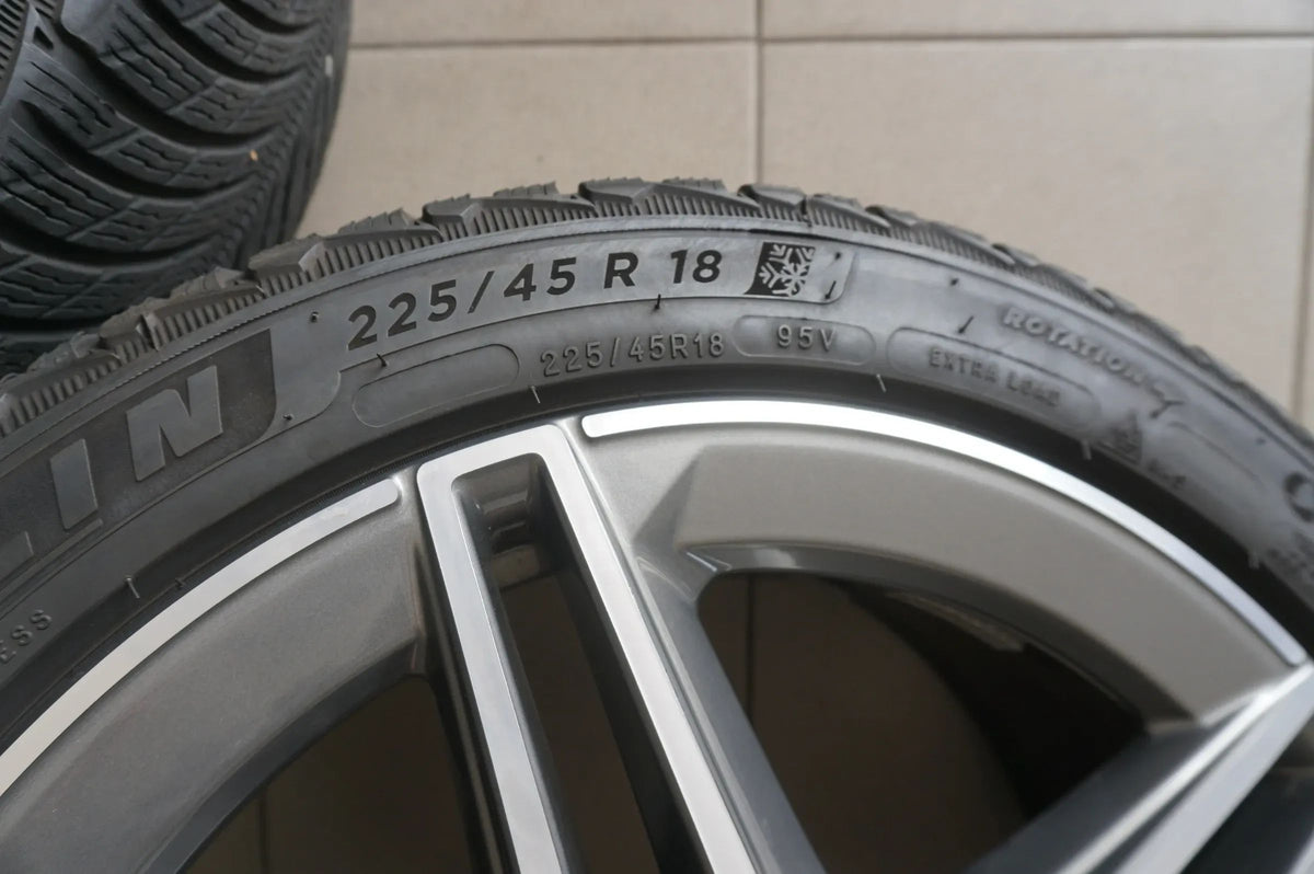 Mercedes C-klasse C43 AMG W205 S205 18" lichtmetalen velgen winterwielen winterbanden 6mm Detailweergave 9