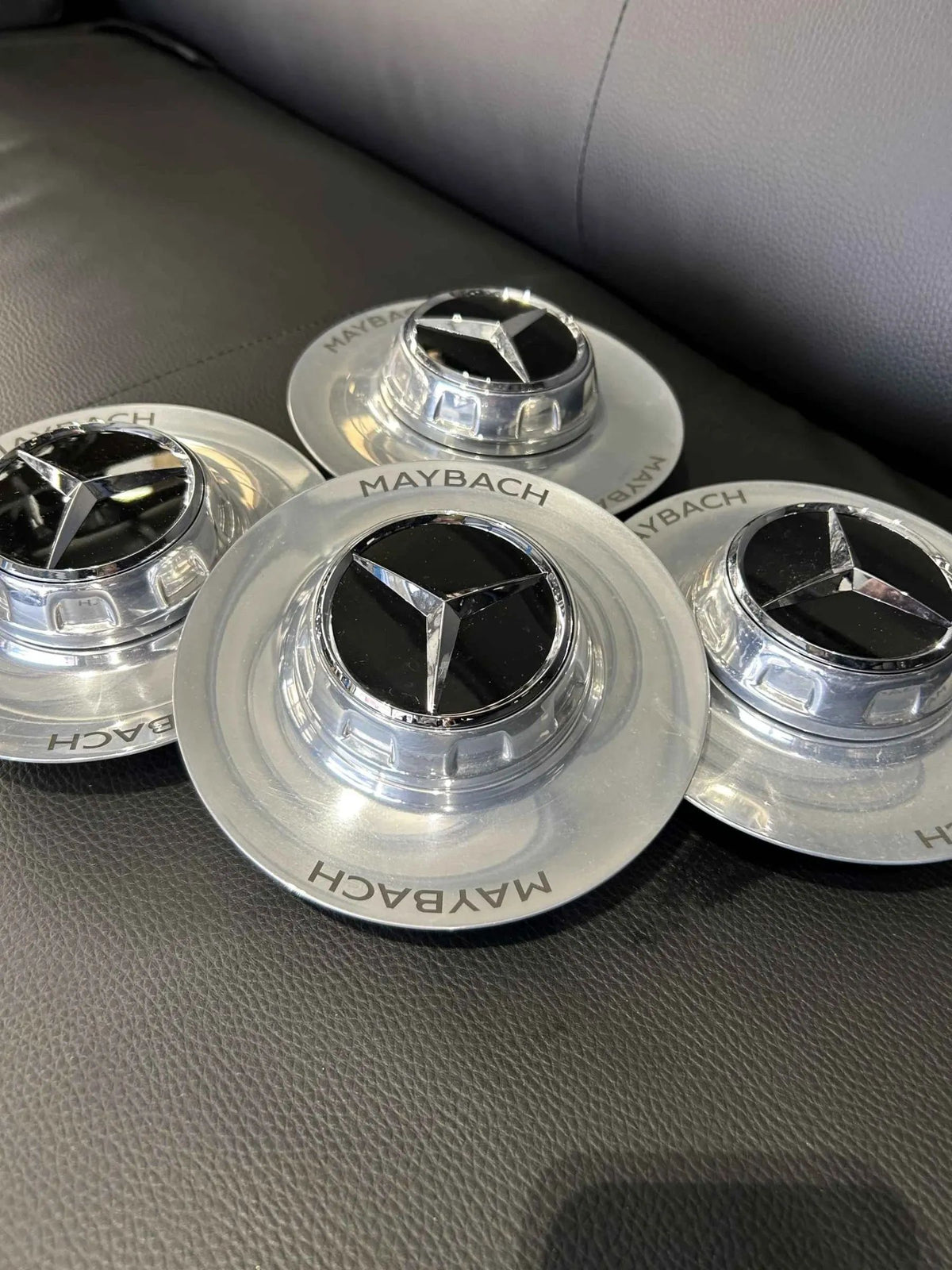 4x Original Mercedes A2234000600 Nabendeckel S Klasse W223 V223