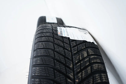 Mercedes CLA W178 Winterräder NEU Winterreifen 18 Zoll A1784010000