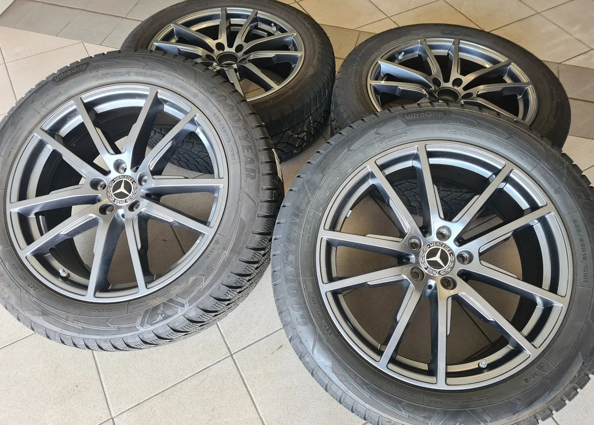 Original Mercedes EQE X294 SUV Alufelgen Winterreifen Winterräder 235 55 R19 7mm Detailansicht 2