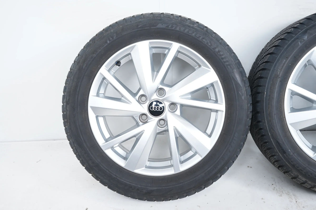 Jako nové Audi Q2 81A zimní kola zimní pneumatiky 215 55 17 palců 8 mm 81A601025C Detailní zobrazení 3
