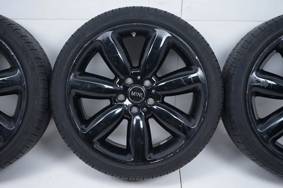 Pneus été MINI Clubman F54, jantes été 225/40/18 pouces