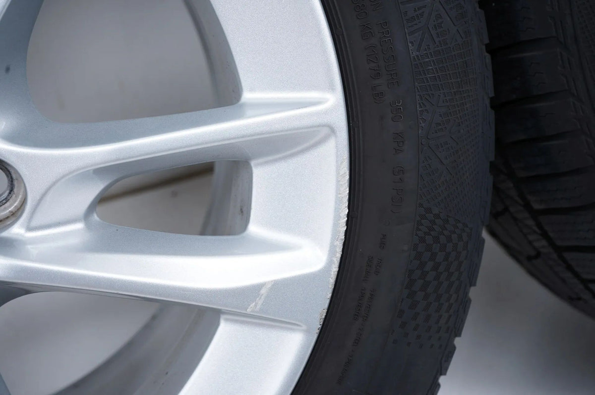 BMW 2 Series Tourer F45 F46 alloy wheels winter tires 195/60/16 inch Detailansicht 7