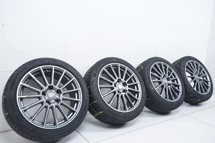 BMW řady 1 a 2 F40 F44 zimní pneumatiky zimní kola 225 45 17 palců