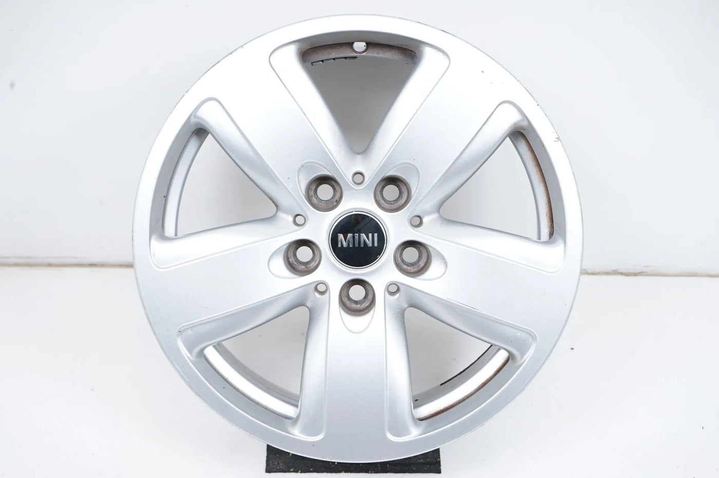 1 jante en alliage MINI Clubman F54 16 pouces 517 6877741 7J