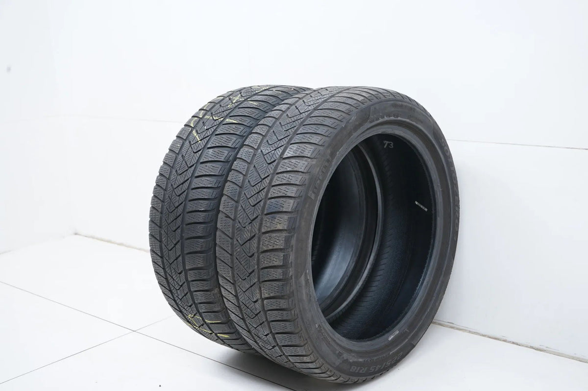 2 x Pirelli winter tires 225 45 18 inch DOT19/18 approx. 4 mm MO Detail view 3