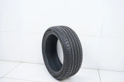 1 x Hankook summer tire 225 45 18 inch DOT19 approx. 7mm MO