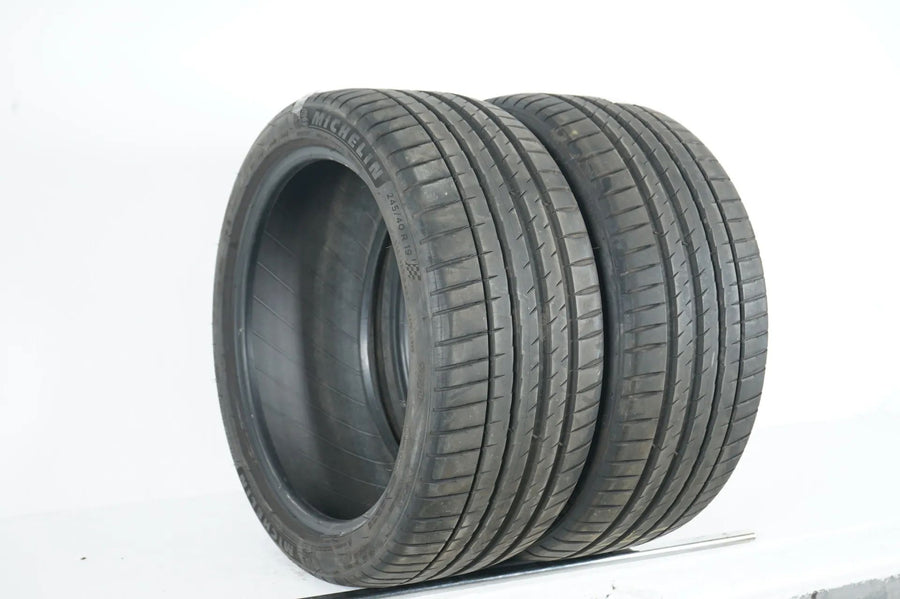 2 x Michelin summer tires 245/40 19 inch DOT23 BMW* approx. 6mm tread depth