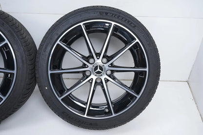 Roues et pneus hiver Mercedes CLA35 C118, dimensions 235/40/18 pouces