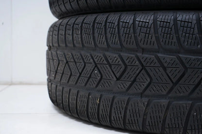 4x Winterreifen Pirelli 235 65 17 Zoll DOT20 MO ca.4 mm