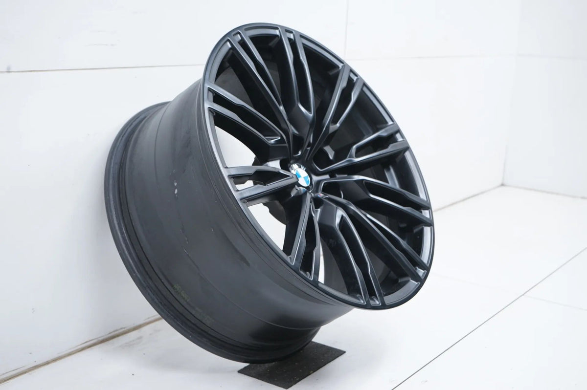 1 x Hliníkový disk BMW M3 M4 G80 G82 19 palců 829M 8093845 9,5J Detailní zobrazení 2