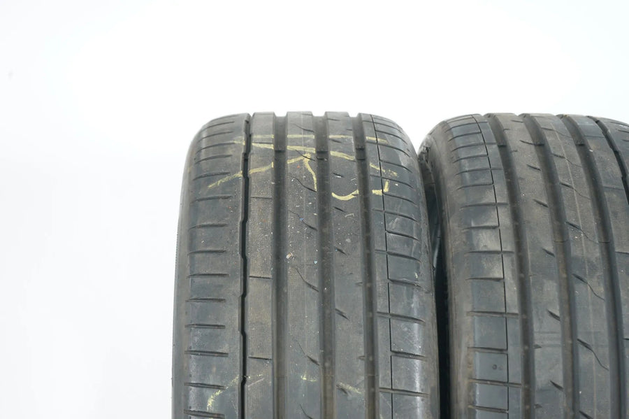 2 x Hankook summer tires 255 45 19 inch DOT22 approx. 6mm tread depth T2