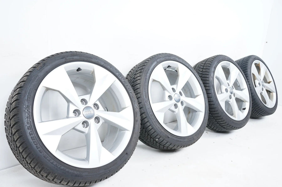 Audi A3 8Y zimní pneumatiky zimní kola 225 40 18 palců 8Y0601025j