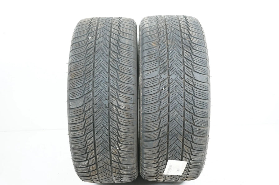 2x Winterreifen Bridgestone 235 50 19 Zoll DOT23 ca.5mm MO