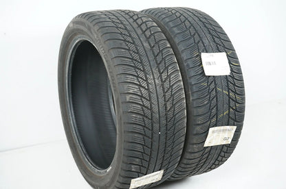 2 pneus hiver Bridgestone LM 001 225 45 18 pouces DOT23 env. 5 mm