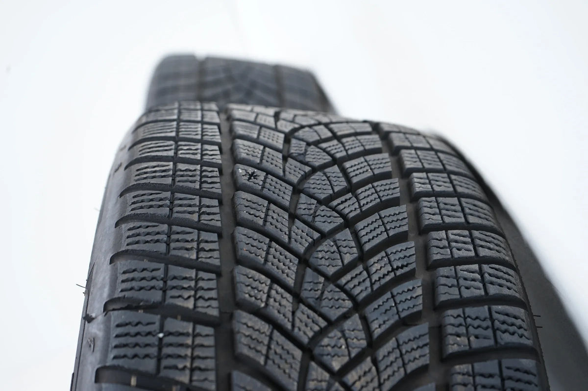 Pneumatici invernali, ruote invernali Mercedes Classe CLE W236 245 40 19 pollici A2364014100 Visualizzazione dettagliata 11