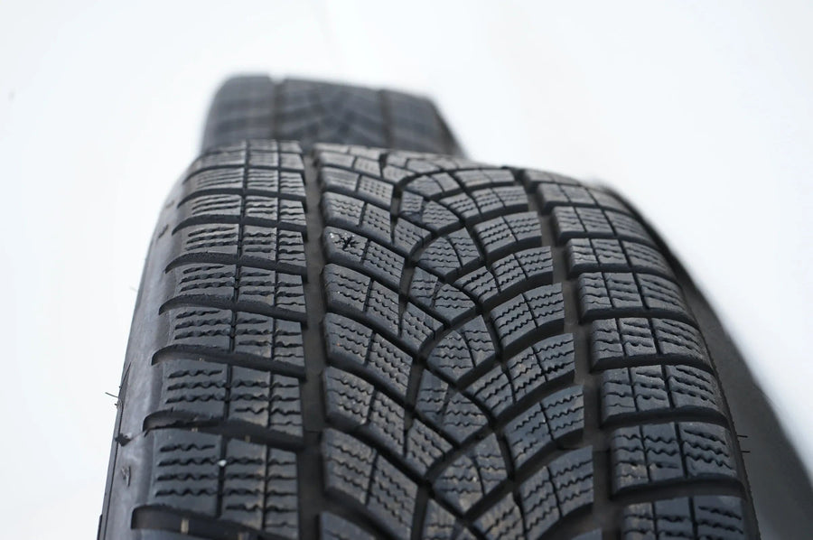 Pneumatici invernali, ruote invernali Mercedes Classe CLE W236 245 40 19 pollici A2364014100