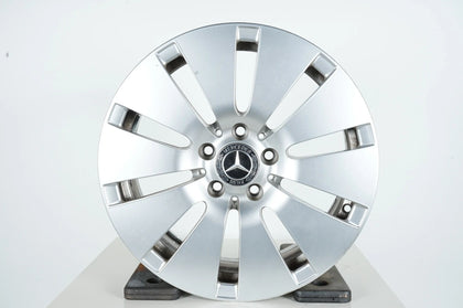 1x Mercedes C Klasse W205 Alufelge 17 Zoll A2054012100 7J ET48,5
